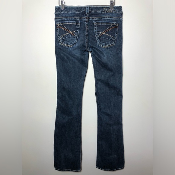 Silver Jeans Frances 18” - Picture 4 of 8